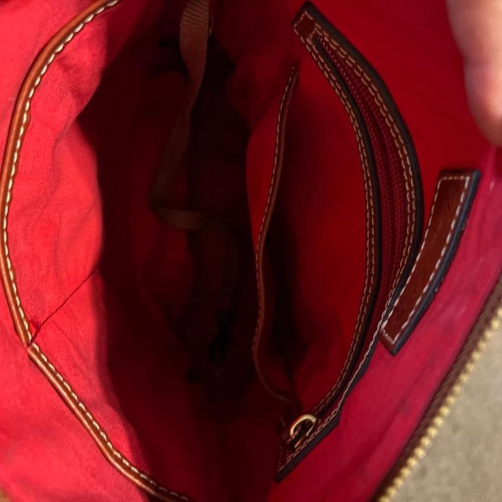 Dooney & Bourke - Picture 2 of 4